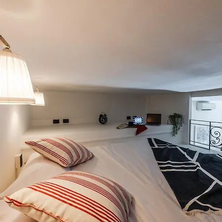 The Brick Nest - Navigli Appartement
