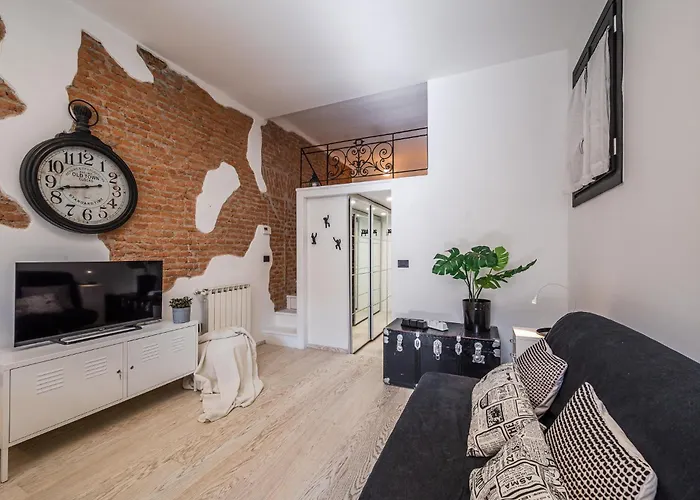 The Brick Nest - Navigli View Appartement Milaan
