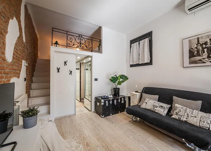 Appartement The Brick Nest - Navigli View *